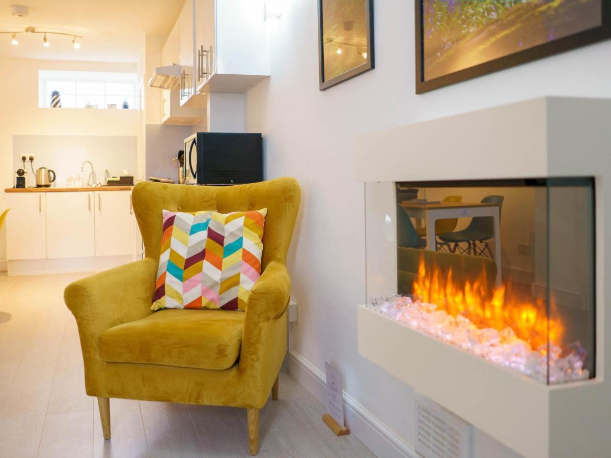 Pass The Keys Modern 2 Bed Flat Overlooking Aberaeron Harbour Kültér fotó