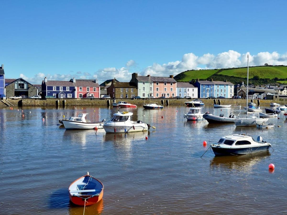 Pass The Keys Modern 2 Bed Flat Overlooking Aberaeron Harbour Kültér fotó